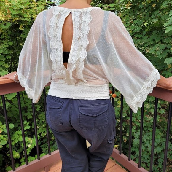 GORGEOUS Lace Open Back Cottagecore Shabby Chic Cream Boho Blouse Believe Anthro - Picture 3 of 10